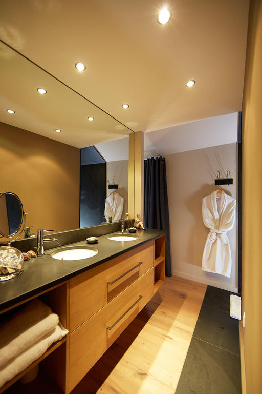 Les Chambres De L'Oustalet, Chambres D'Hotes Et Restaurant Etoile Gigondas Zimmer foto